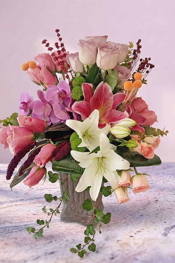 Pembe Düşler Bahçesi Lilyum, Gül ve Orkide Aranjmanı