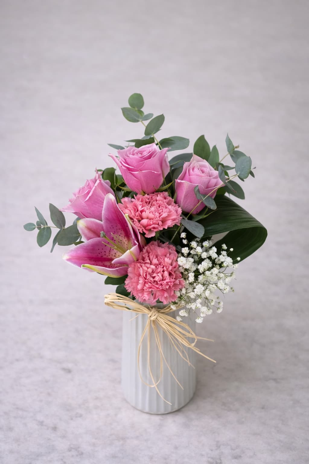 Pembe Düşler Lilyum, Gül ve Karanfil Aranjmanı